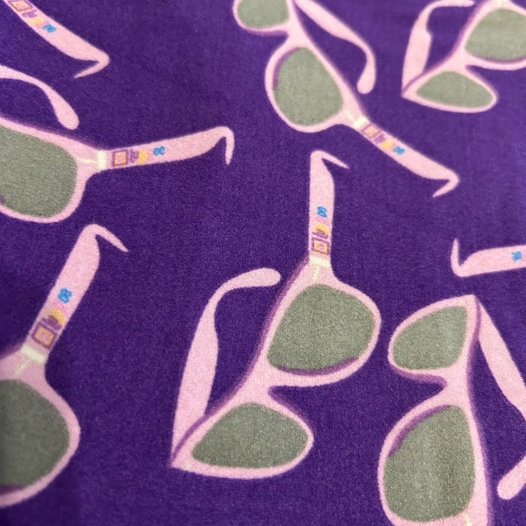 LuLaRoe women’s OS buttery soft leggings. Sunglasses, bees and solid color. - Picture 3 of 7